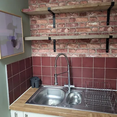 Modern One-Bed Flat With Patio-3